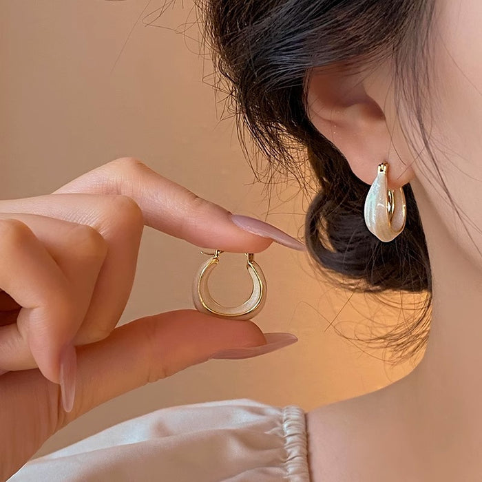 Wholesale Light luxury irregular retro U-shaped simple and versatile earrings