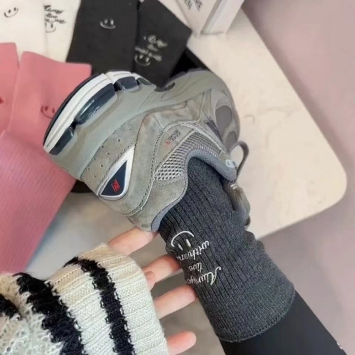 Wholesale Women's Socks Embroidered Smiling Face Personalized Mid tube Socks Fashionable Western Style Pure Cotton Socks