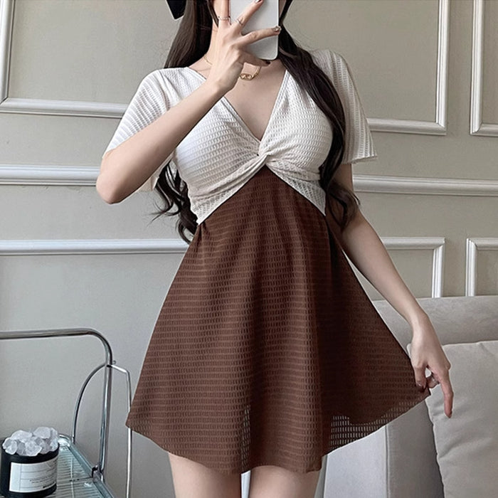 Wholesale New one-piece swimsuit for hot spring vacation