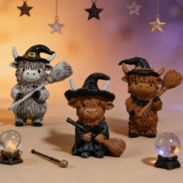 Wholesale Resin Highland Cow Wizard Ornament Cute Cartoon for Home Decoration