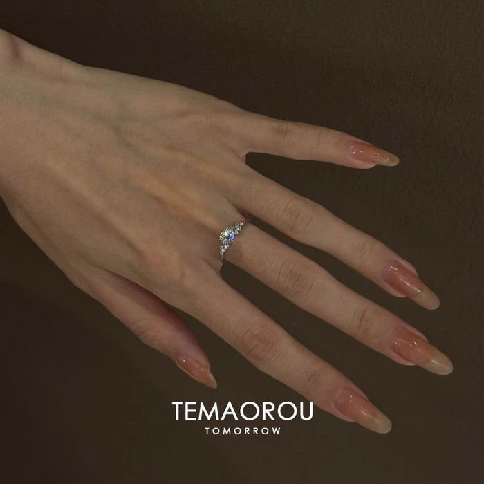 Wholesale Cool and Sparkling Diamond Silver Ring for Women,  Gentle Elegant,  Open Diamond Ring,  Index Finger Ring,  Accessible Luxury,  High-End Ring Pair