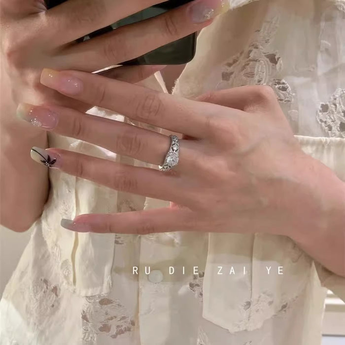 Wholesale Vintage Hollow Lace Ring with a Light Luxury and High-End Feel,  Buchi-Style Zircon Open Ring