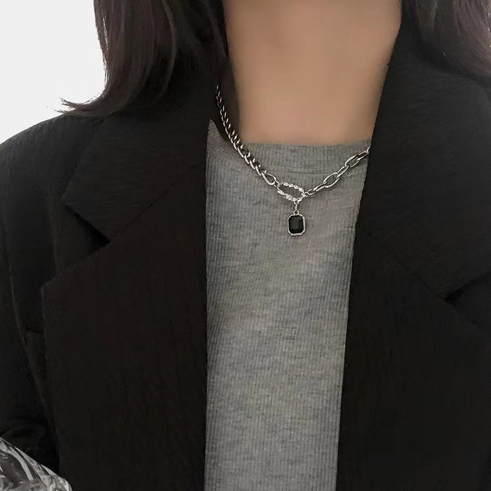 Wholesale Light luxury and minimalist titanium steel necklace, zircon necklace, versatile and high-end collarbone chain
