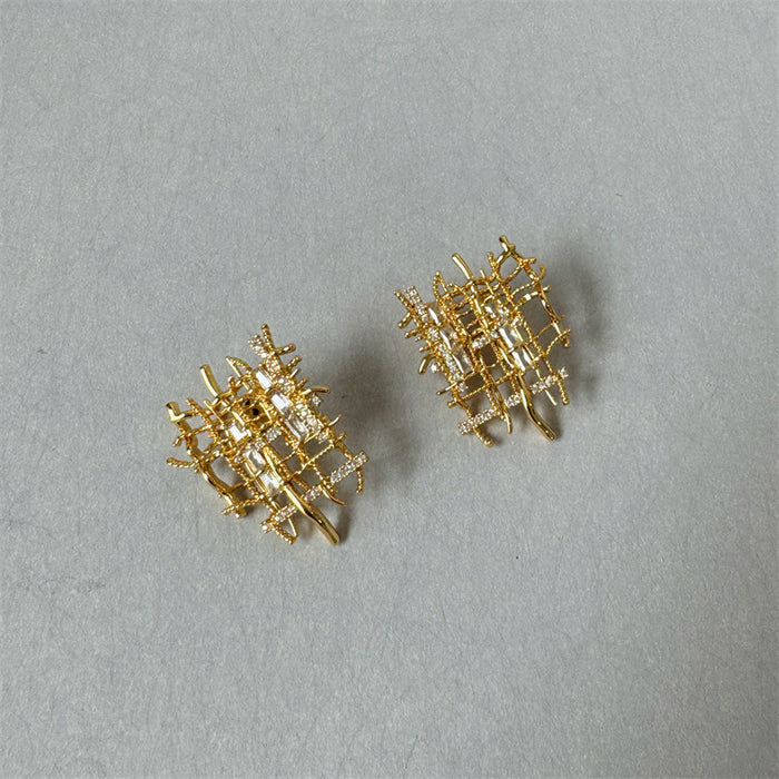 Wholesale Vintage woven zircon necklace earrings with irregular design for women, silver metal earrings, collarbone chain