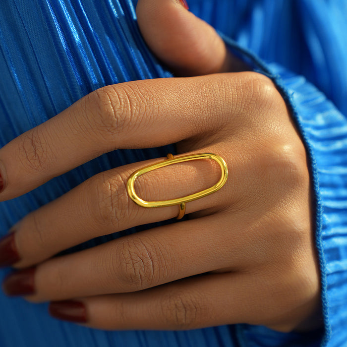 Wholesale Stainless steel jewelry with gold-plated hollow oval opening ring and simple handmade accessories wholesale