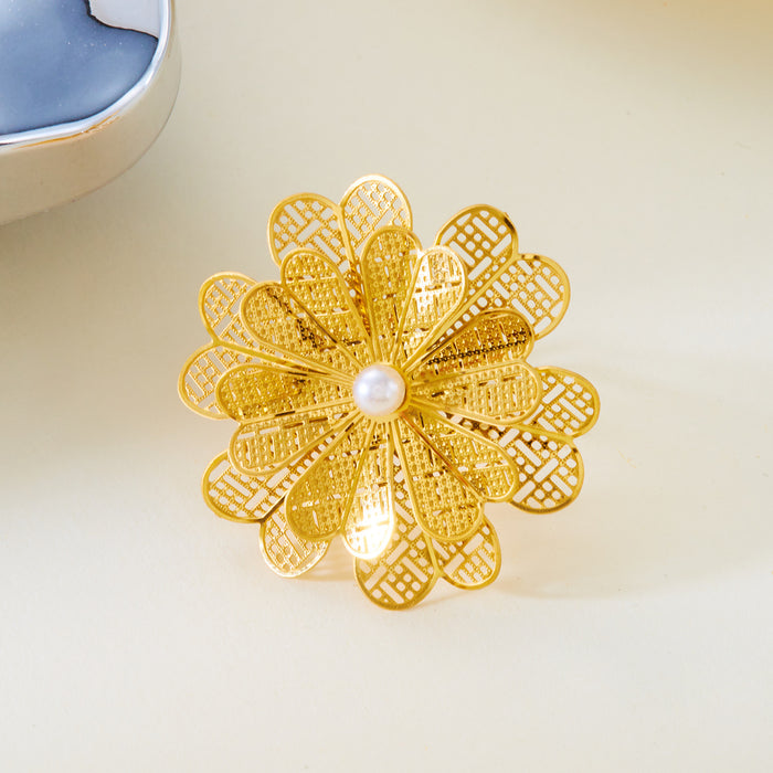 Wholesale Flower Retro Antique Stainless Steel Hollow Ring Personality New Ring