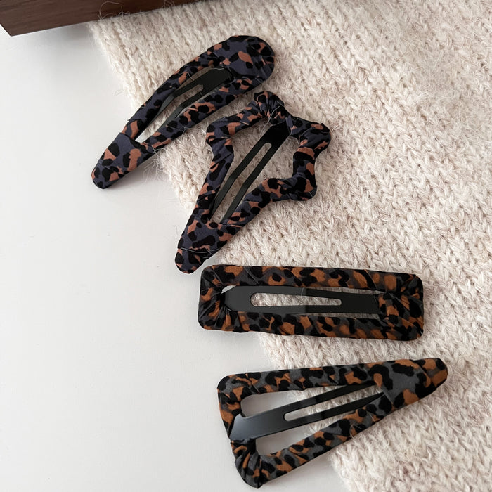 Wholesale Retro leopard print bangs clip, simple and stylish style, edge clip, broken hair clip, hair clip