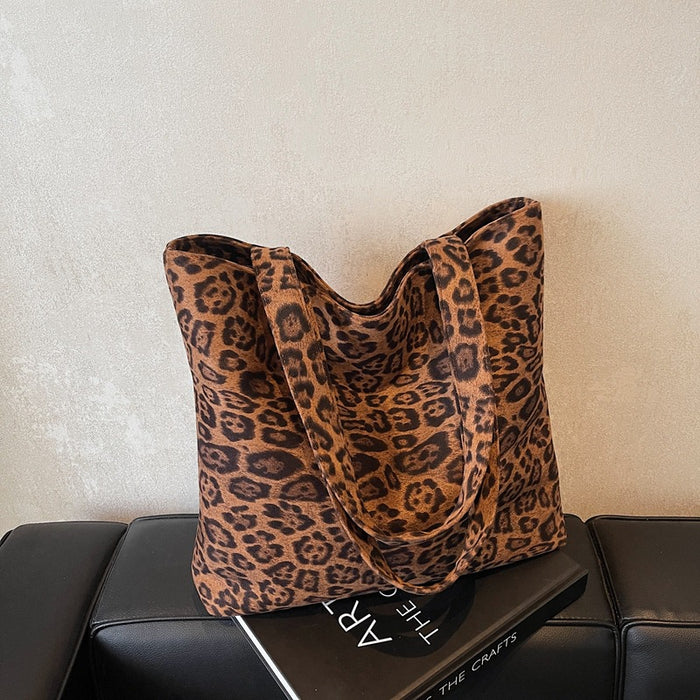 Wholesale Leopard print bag, large capacity versatile single shoulder commuting tote bag