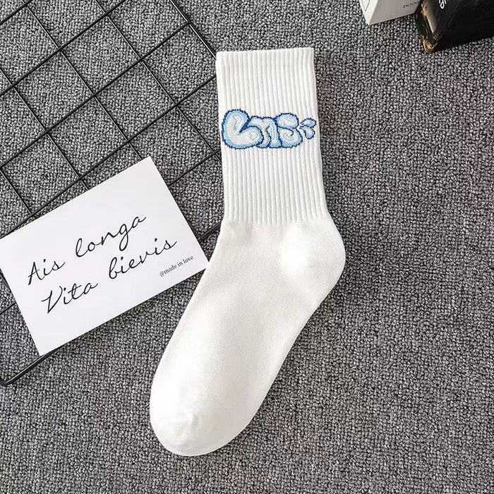 Wholesale Socks women' s sports socks cotton socks white stockings autumn and winter