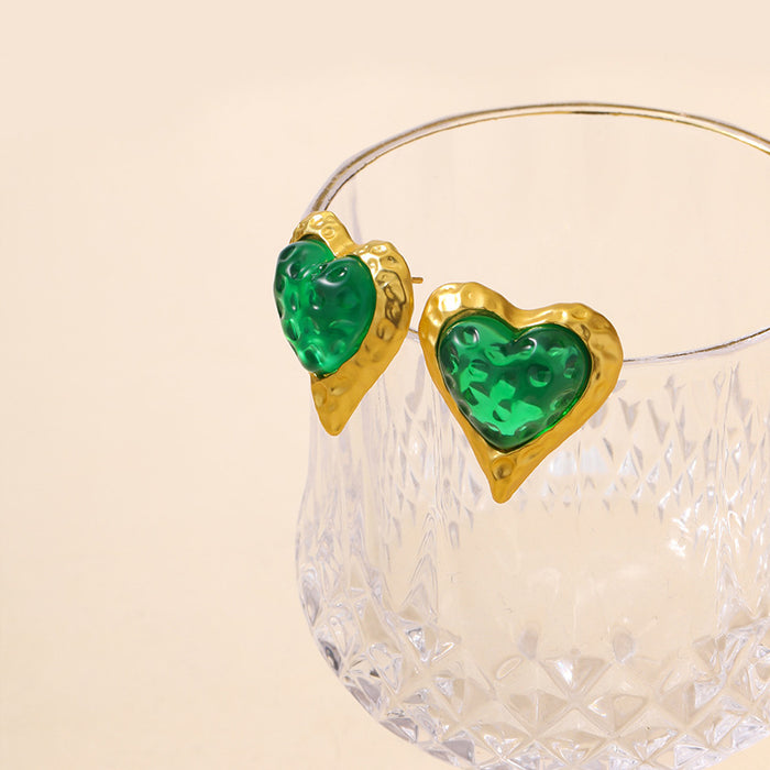 Wholesale New cross-border alloy jewelry with gold-plated and non fading heart-shaped silver needle earrings and diamond studded earrings