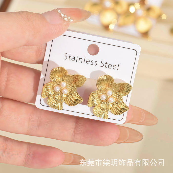 Wholesale Flower Earrings Retro-Style Pearl Earrings for Women Electroplated Stainless Steel Gold Earrings