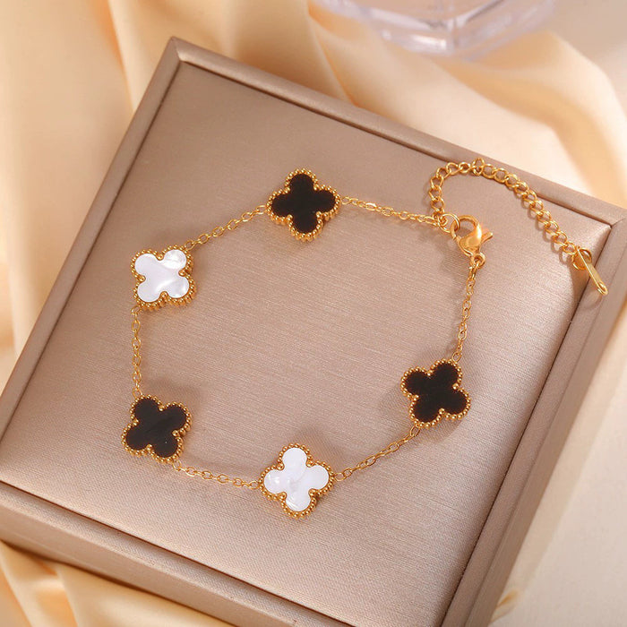 Wholesale Four leaf clover bracelet wholesale jewelry accessories new accessories niche high-end sense