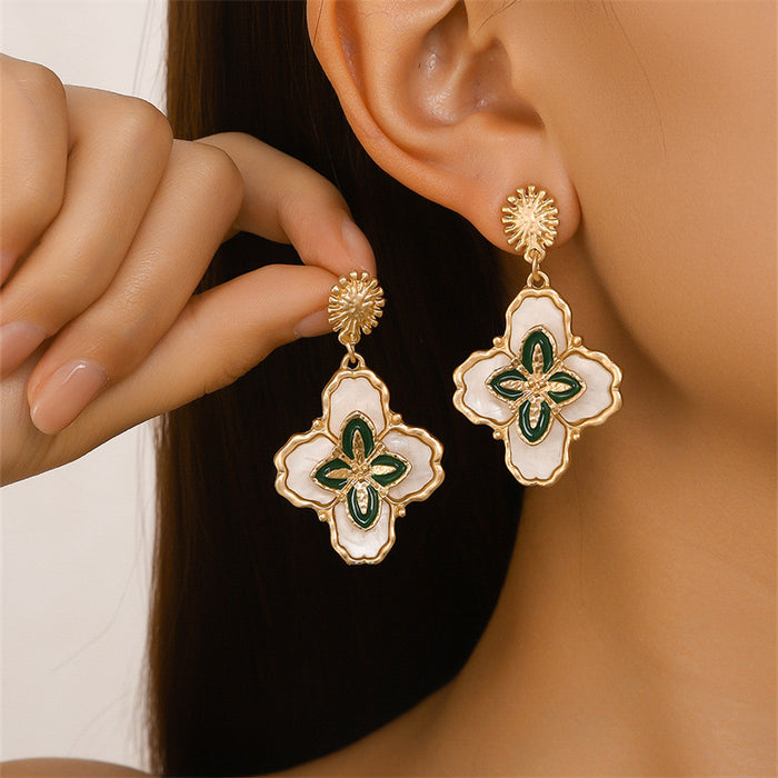 Wholesale French Vintage Floral Earrings Green Zinc Alloy Trendy Jewelry Accessory MOQ≥2