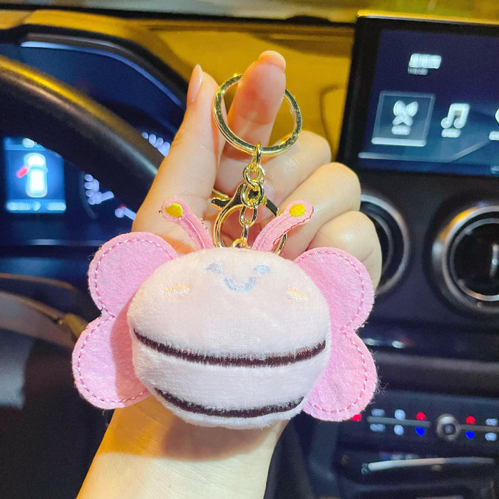 Wholesale Cartoon plush doll keychain cute bee key doll pendant clothing bag accessories