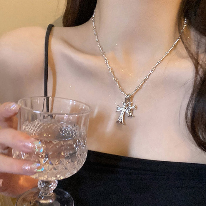 Wholesale Double cross necklace for men and women,  vintage diamond pendant,  clavicle chain
