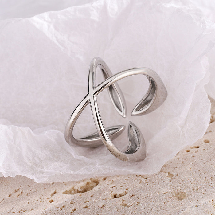 Wholesale Open four leaf ring for women, simple temperament, personalized design, fashionable and cool style accessories