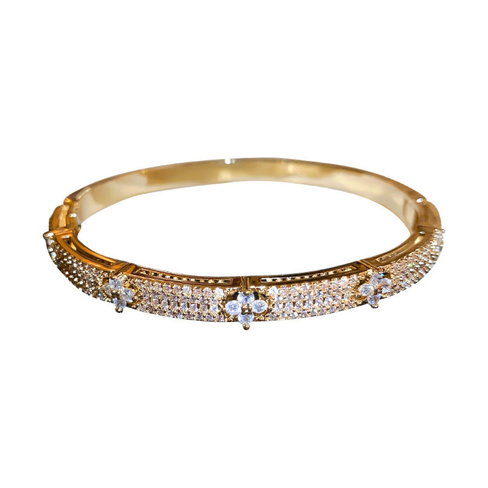 Wholesale Four-Leaf Flower Women's  Zircon Bracelets Full of Diamonds
