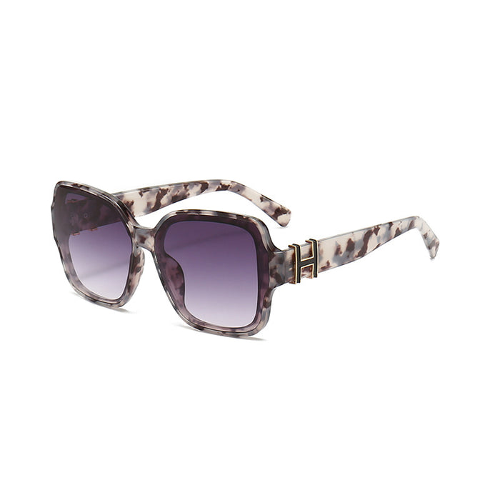 Wholesale Retro Box Sunglasses, Women's Round Face, Fashionable and Premium Sunglasses, New Versatile Sunscreen Glasses