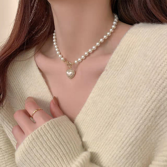 Wholesale New temperament imitation pearl heart necklace with simple collarbone chain