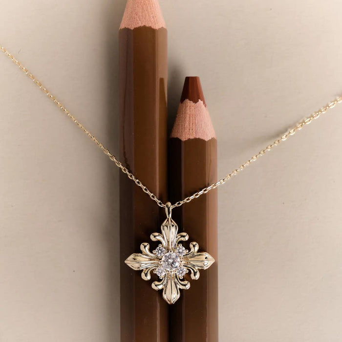 Wholesale Minimalist Iris Flower Pendant Necklace For Women Gold Plated Chic Gift Jewelry