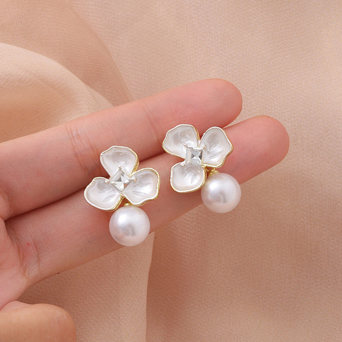Wholesale  Flower Pearl Earrings Women's Niche Unique