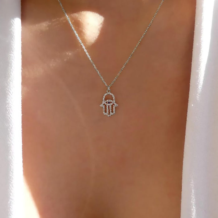 Wholesale Simple Devil's Eye, God's Hand, Crystal Necklace, Personalized Clavicle Chain
