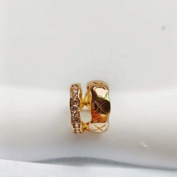 Wholesale Light luxury trendy flu wave double-layer geometric earrings without ear holes, elegant ear bone clip earrings