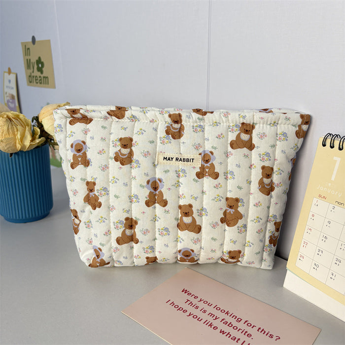 Wholesale Cute Cartoon Bear Quilted Cosmetic Bag Trendy Large Capacity Zipper Pouch Sweet Girl Handbag Fashion Accessory
