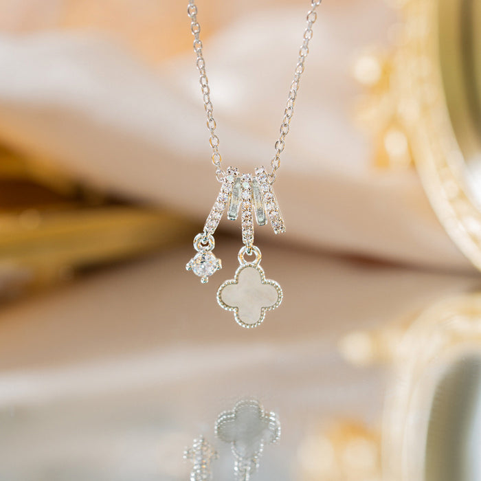Wholesale Four-Leaf Clover Shell Necklace Luxury Women' s choker necklace long necklace Jewelry