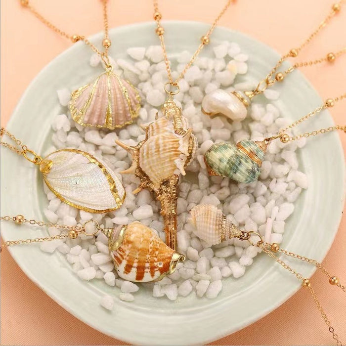 Wholesale Bohemian Beach Style Shell Pendant Necklace Gold Plated Edge Jewelry Accessory MOQ≥2