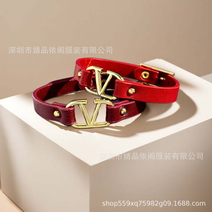 Wholesale Alphabet Bracelet Classic Bracelet Versatile Ultra Fiber Genuine Leather Bracelet