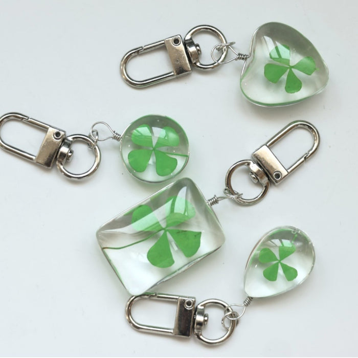 Wholesale leaf clover  keychain