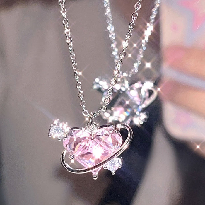 Wholesale Diamond planet pendant necklace, light luxury pink heart-shaped collarbone chain