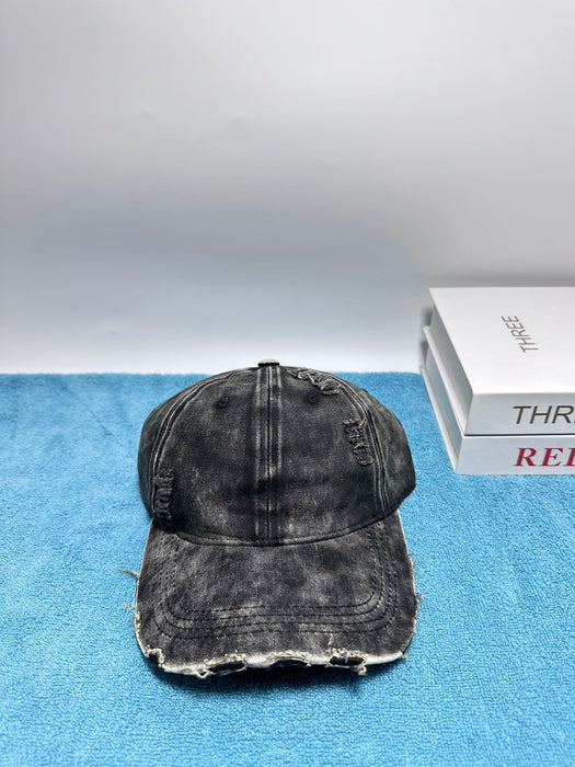 Wholesale Fashionable retro vintage washed hole soft top baseball cap, outdoor sun protection and shading duckbill cap