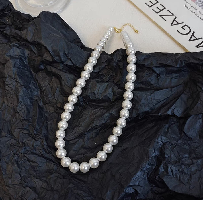 Wholesale Pearl necklace, women's light luxury internet celebrity temperament, simple and high-end feeling, collarbone chain