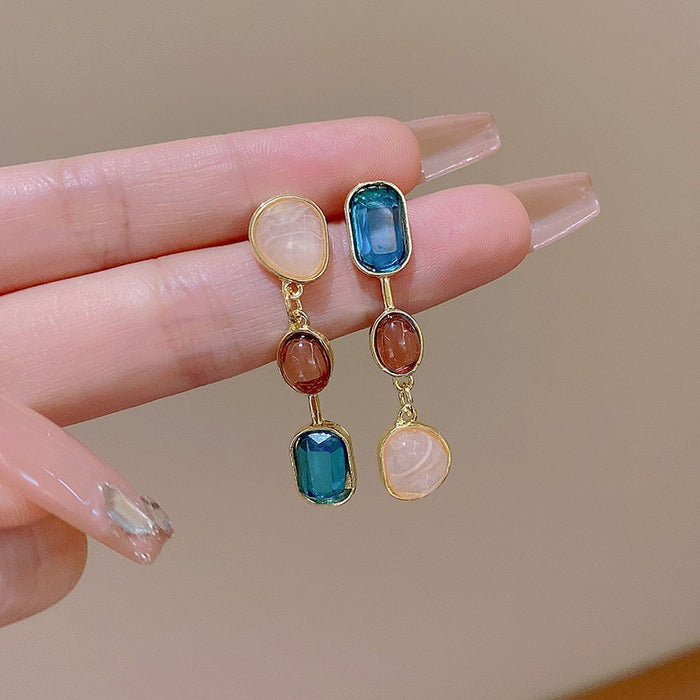 Wholesale Asymmetric colored gemstone earrings, silver needle contrasting earrings, niche design, high-end tassel earrings