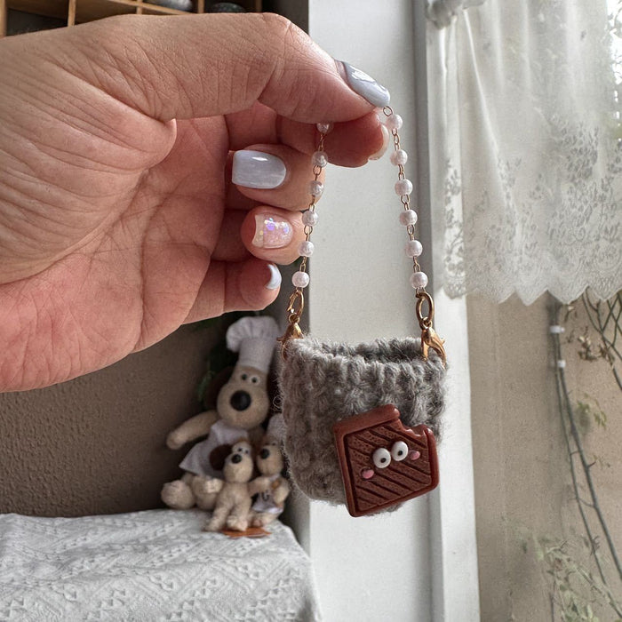 Wholesale Accessories,  shoulder bags,  plush clothing,  toys,  bags,  pendants,  dolls,  couple backpacks