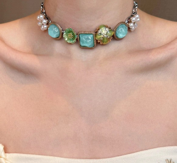 Wholesale Baroque pearl crescent silver necklace summer color zircon moon clavicle necklace