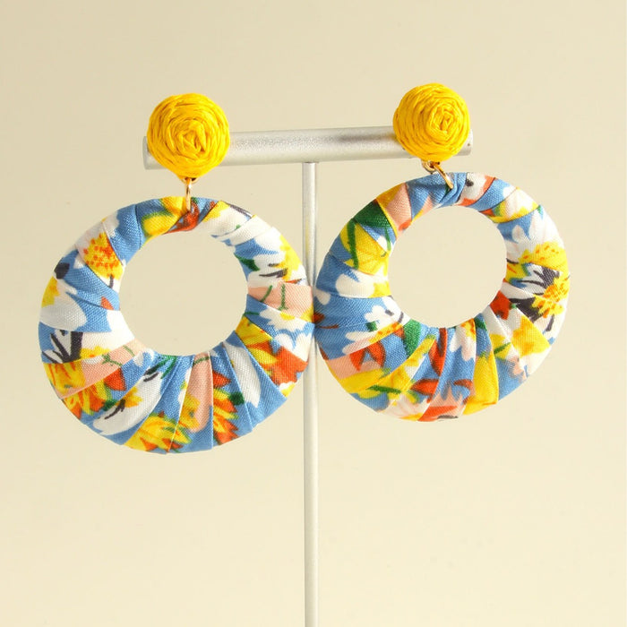 Wholesale Exaggerated geometric circular hollow floral cloth earrings with simple, fashionable and personalized earrings