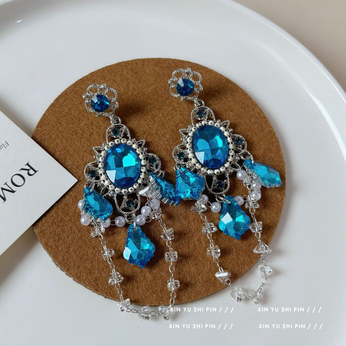 Wholesale Earrings with a light luxury retro temperament, earrings with exaggerated and atmospheric style