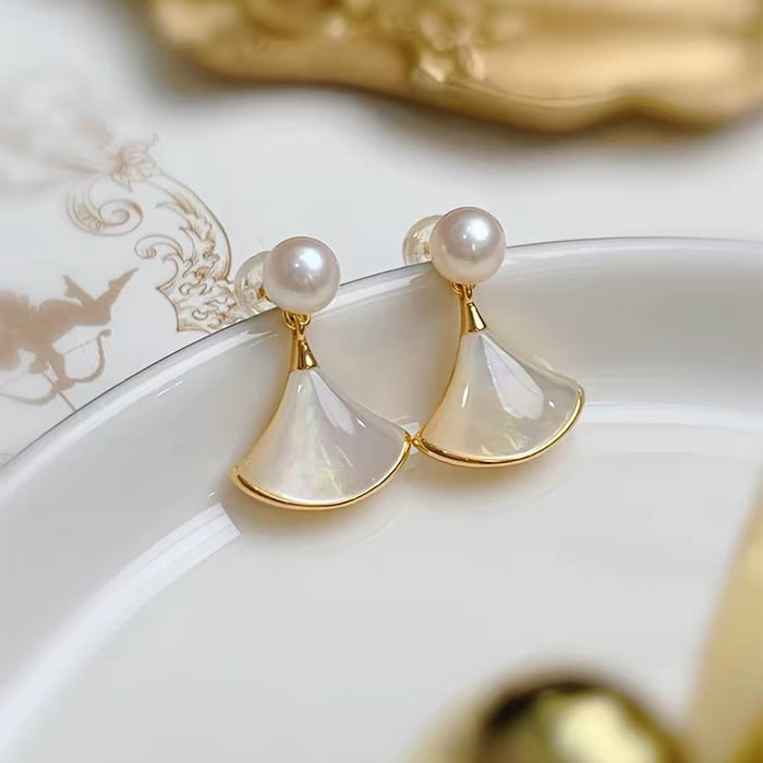 Wholesale Natural Freshwater Pearl Earrings High-grade Texture Silver Pin Earrings