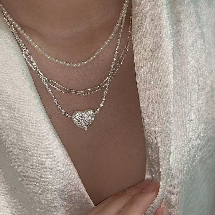 Wholesale Love pendant necklace, collarbone chain, chain design, neck chain