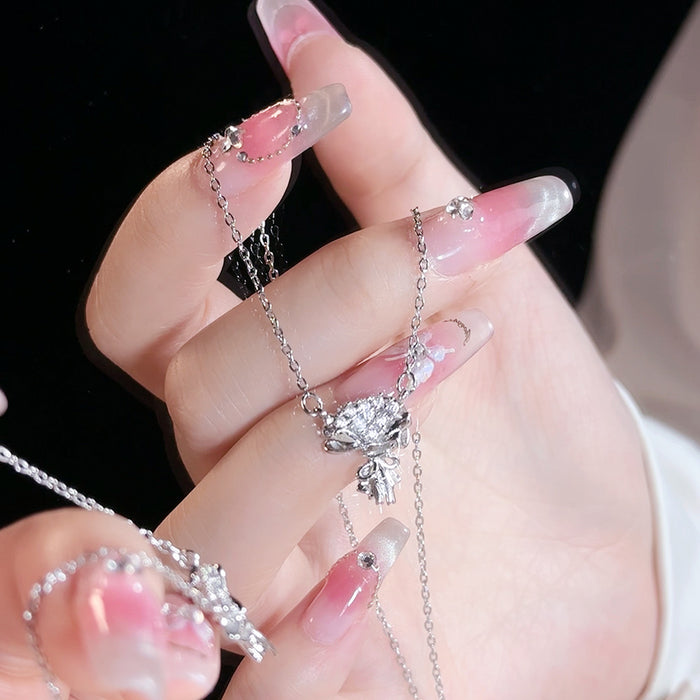 Wholesale Pendant women's light luxury titanium steel non fading necklace collarbone chain jewelry