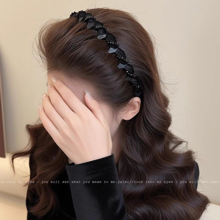 Wholesale Hairband for Women with Teeth and Rhinestones, High-End Hair Clip