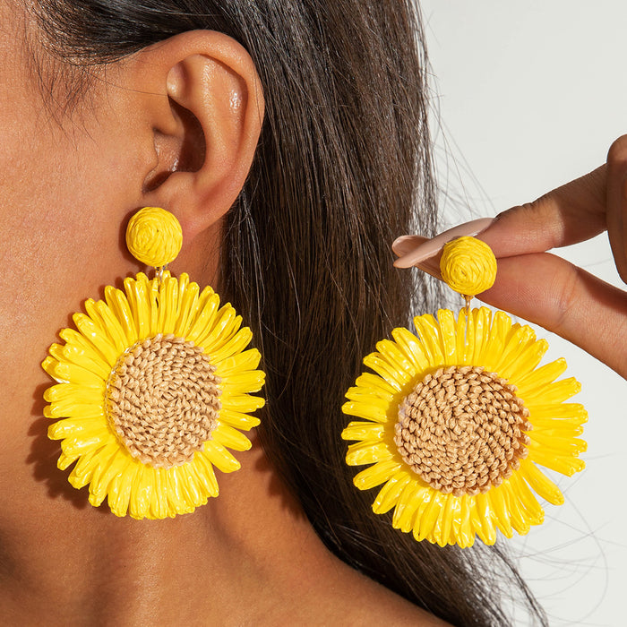 Wholesale hand woven raffia grass holiday style earrings summer color matching beach style earrings