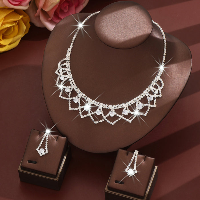 Wholesale Jewelry Wedding Zircon Super Sparkling Water Drop Luxury Necklace Earrings Three Piece Set Wholesale Jewelry