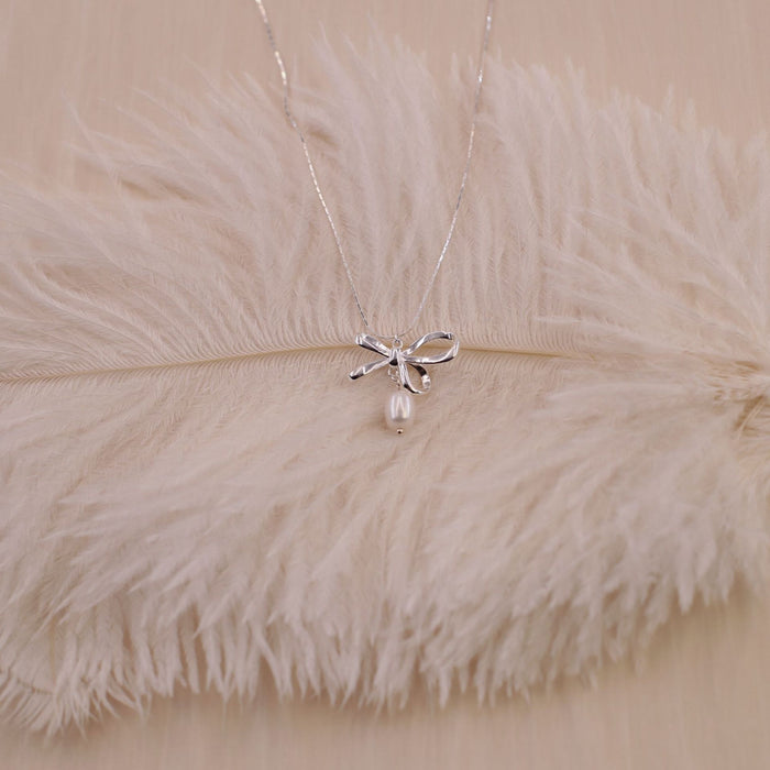 Wholesale S925 Silver  Bow Pearl Pendant Necklace All-match  Clavicle Chain