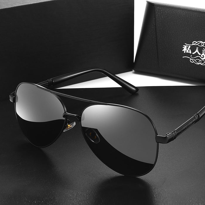Wholesale Men's polarized sunglasses, sunglasses for fishing, UV protection, trendy driving glasses