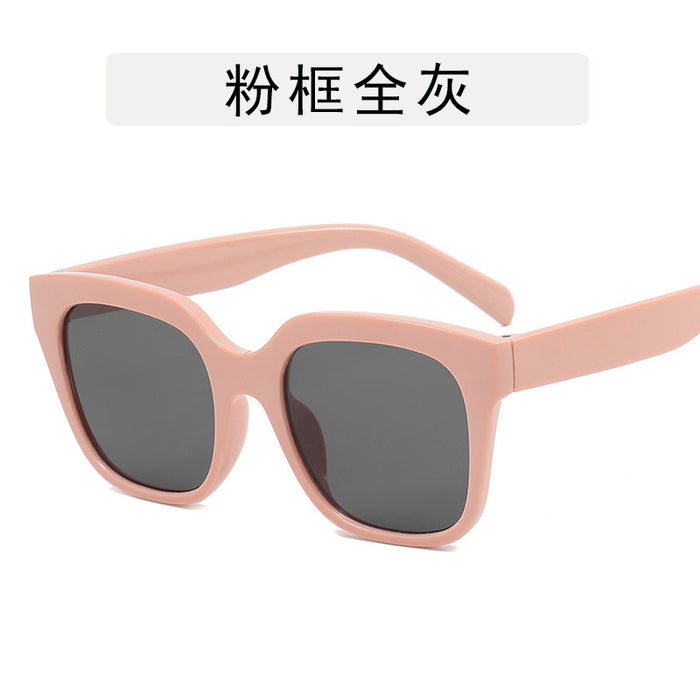 Wholesale New fashionable square frame sunglasses with simple sun protection