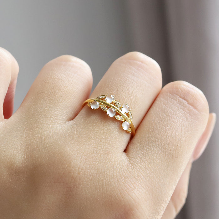 Wholesale Ring inlaid with leaves, adjustable ring, light luxury, niche